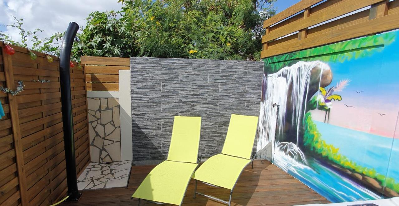 Courcelles "Chez Claudia "Charmant Logement Avec Jacuzzi Privatif En Toute Intimite Sur Belle Terrasse Exterieure En Bois Et Piscine מראה חיצוני תמונה