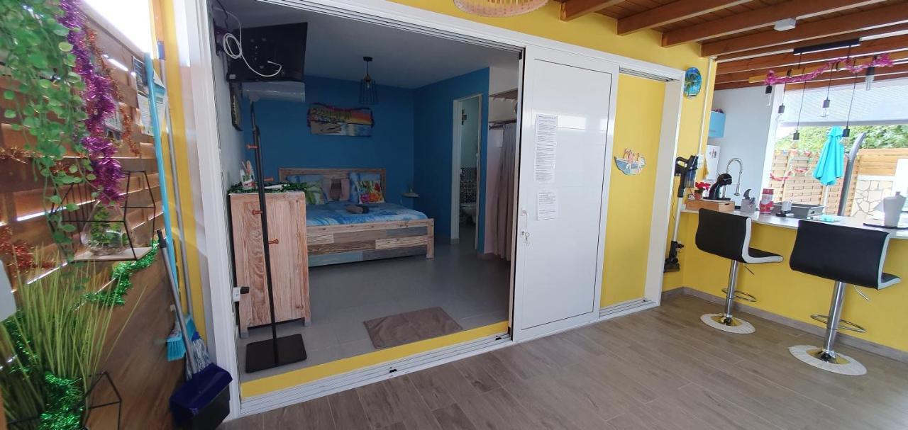 Courcelles "Chez Claudia "Charmant Logement Avec Jacuzzi Privatif En Toute Intimite Sur Belle Terrasse Exterieure En Bois Et Piscine מראה חיצוני תמונה