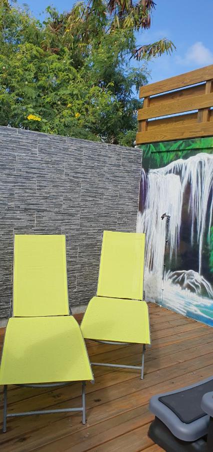 Courcelles "Chez Claudia "Charmant Logement Avec Jacuzzi Privatif En Toute Intimite Sur Belle Terrasse Exterieure En Bois Et Piscine מראה חיצוני תמונה