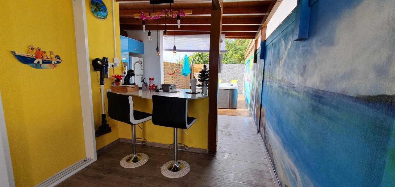 Courcelles "Chez Claudia "Charmant Logement Avec Jacuzzi Privatif En Toute Intimite Sur Belle Terrasse Exterieure En Bois Et Piscine מראה חיצוני תמונה