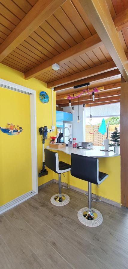 Courcelles "Chez Claudia "Charmant Logement Avec Jacuzzi Privatif En Toute Intimite Sur Belle Terrasse Exterieure En Bois Et Piscine מראה חיצוני תמונה